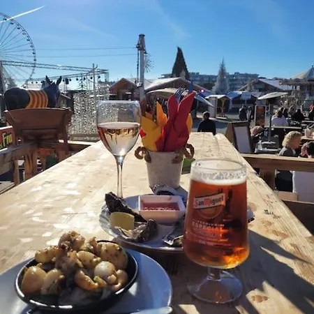 La Paillotte Entre Marin Et Holiday home *